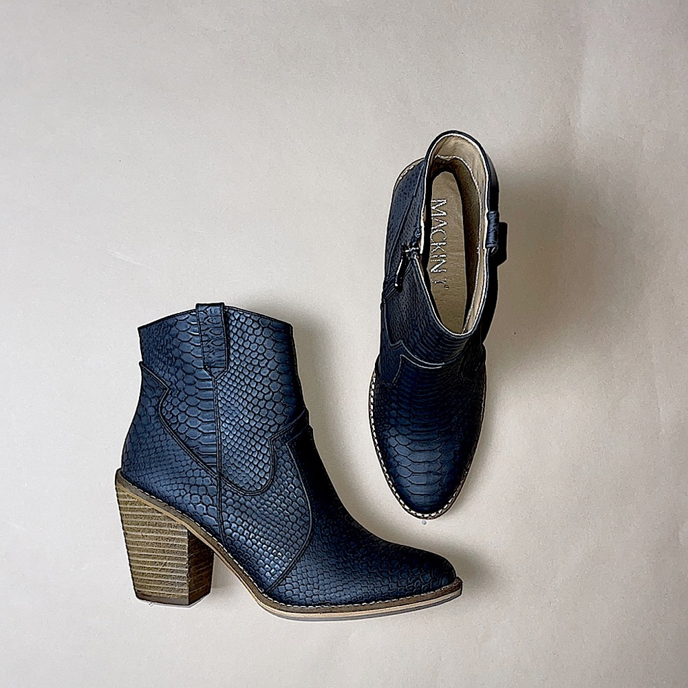NEW! Black Snake Skin Booties